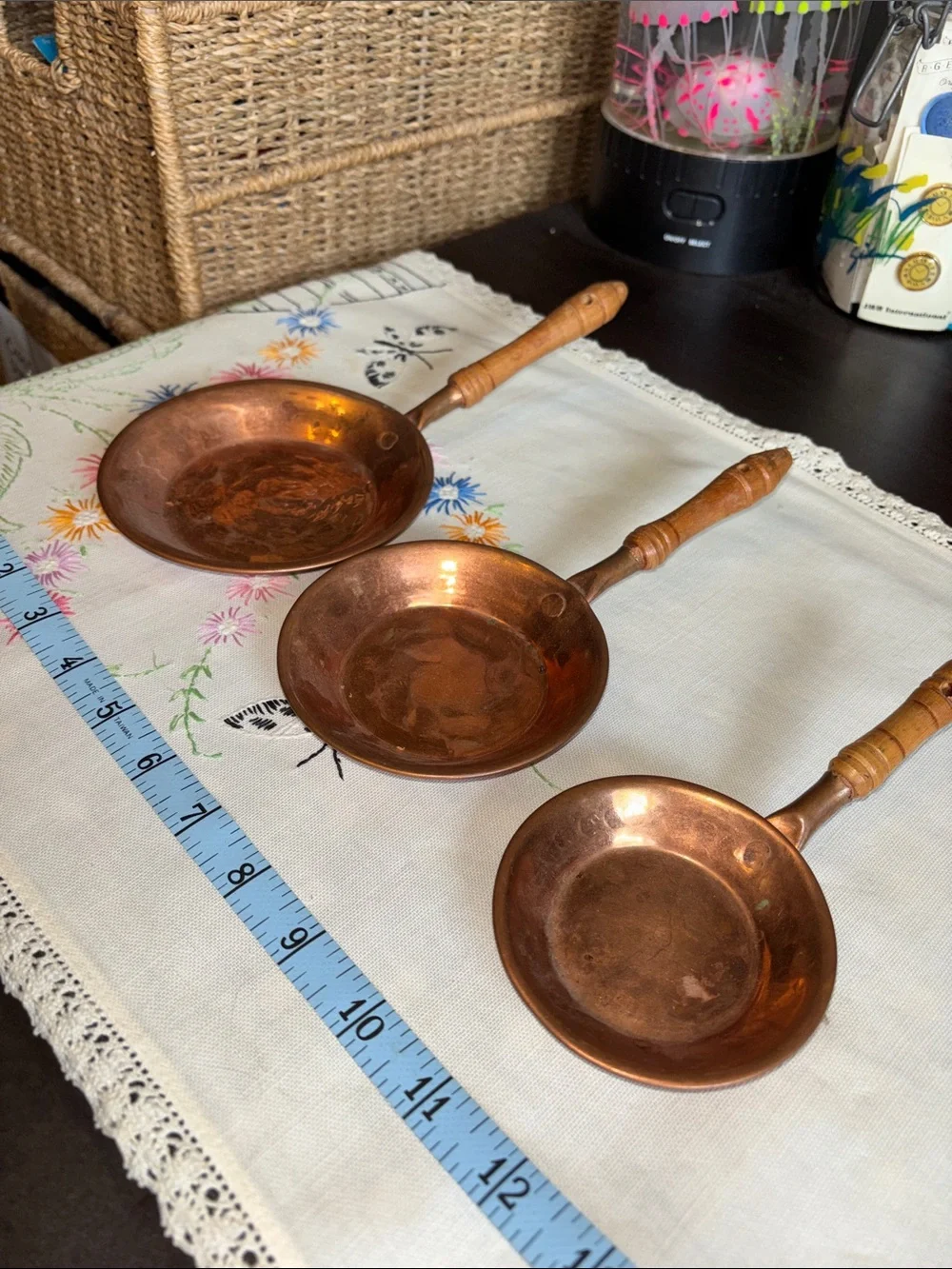 VINTAGE set of three decorative copper miniature frying pans with turned wooden